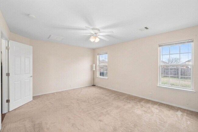 Building Photo - 2712 Woodspring Acres Dr