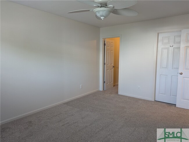Building Photo - 325 Windmill Dr