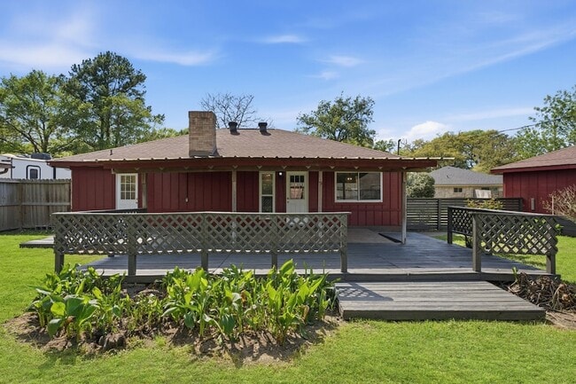 Building Photo - 29038 Deadwood Ln