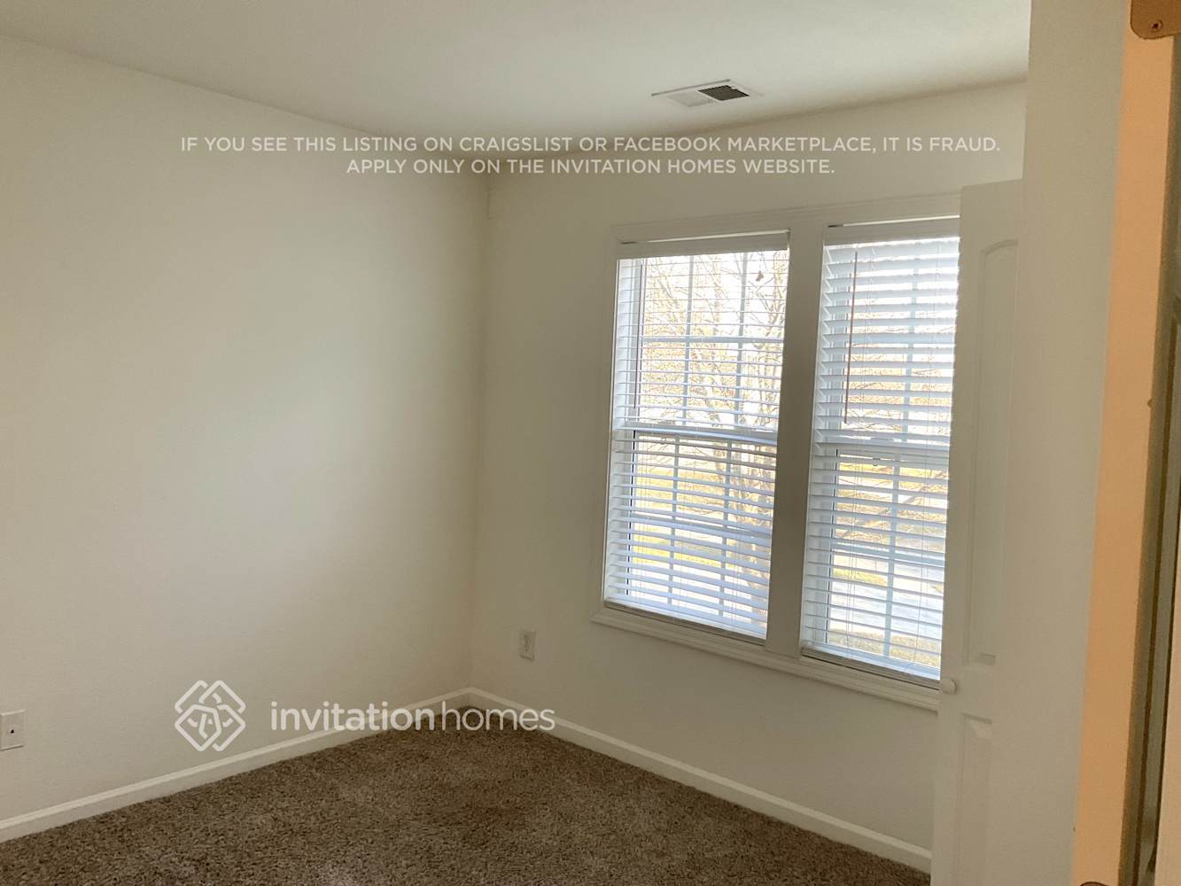 Building Photo - 1001 Sunlight Path Dr