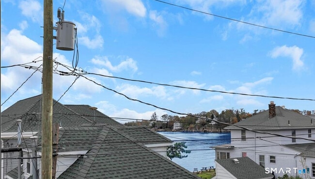 Building Photo - 90 Beckett Ave