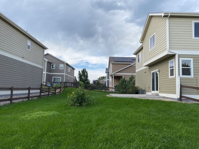 Building Photo - Lovely 3 Bed 2.5 Bath Home in Timbervine