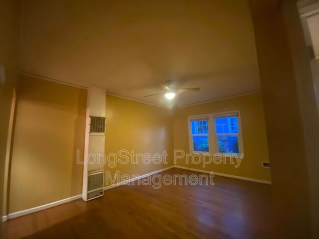 Building Photo - 5270 N Williams Ave