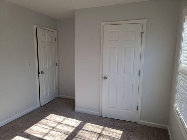 Building Photo - 363 Greystone Pkwy