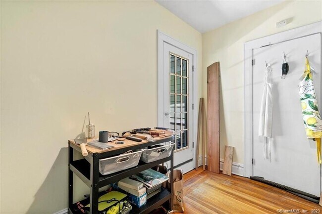 Building Photo - 842 Edgewood Ave