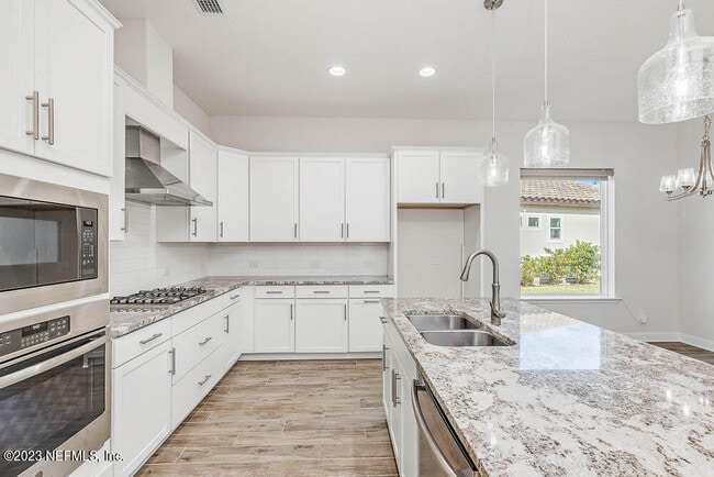 Building Photo - 2861 Bastia Ct