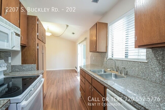 Building Photo - 2207 S Buckley Rd