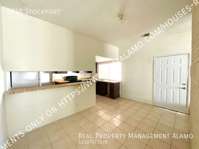 Building Photo - 6918 Stockport-