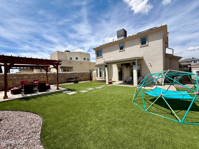 Building Photo - 3100 Red Velvet Pl