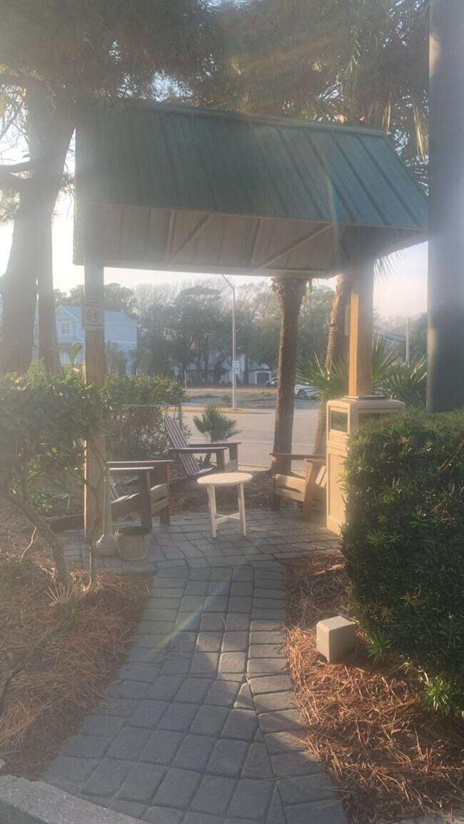 Building Photo - 2401 S Ocean Blvd