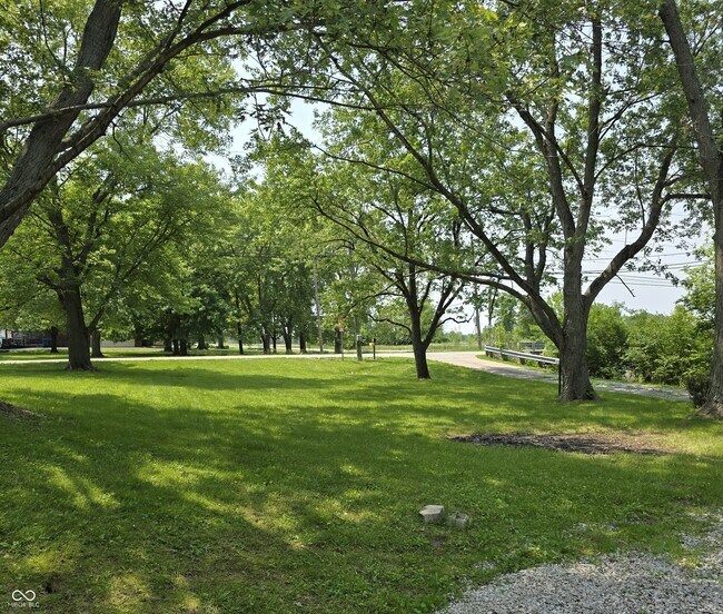 Building Photo - 10016 E Troy Ave