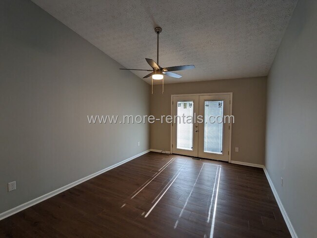 Building Photo - Remodeled house in Galloway