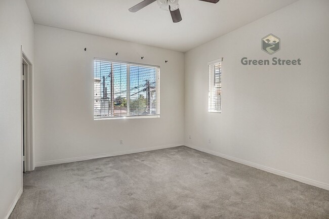Building Photo - 4057 1st AvenueUnit 109