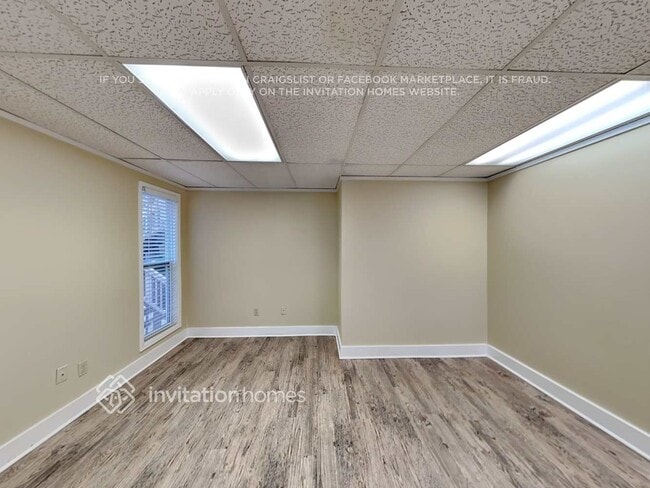 Building Photo - 4931 Tremont Dr NE