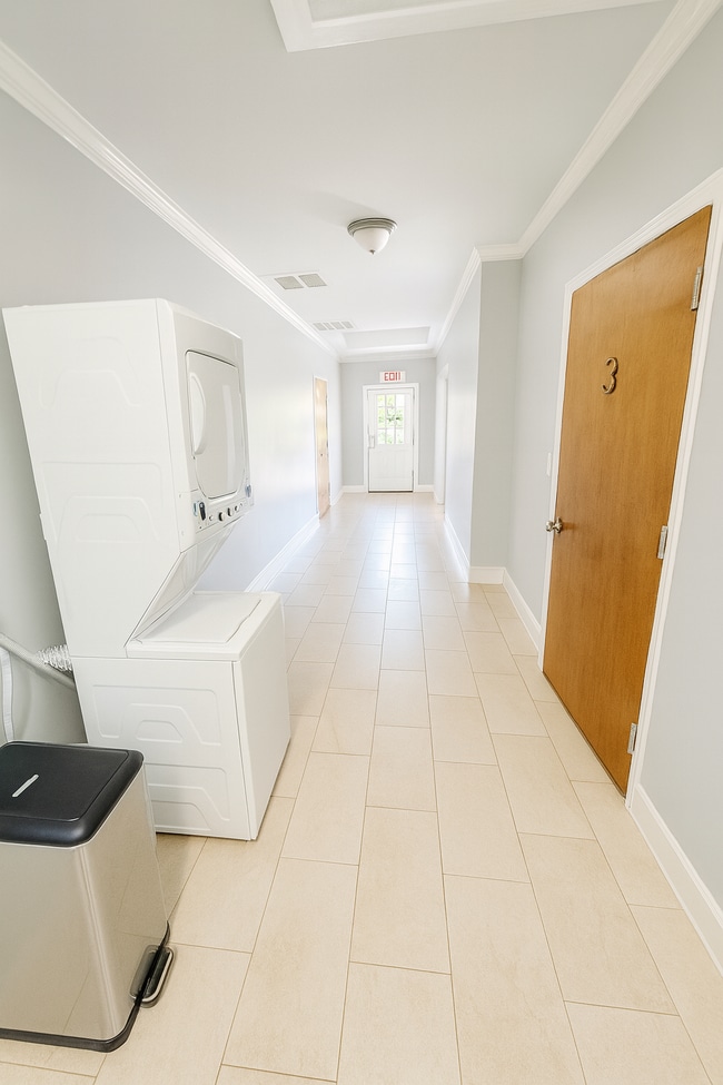 Building Photo - 1278 Jackson St