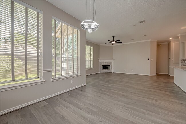 Building Photo - 14323 Floret Estates Ct