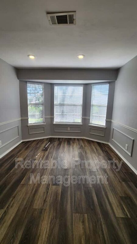 Building Photo - 6717 Copperwood Ct