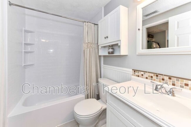 Building Photo - 1661 Fieldthorn Dr