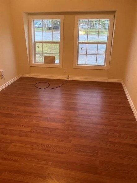 Building Photo - 6103 Sherwood Dr