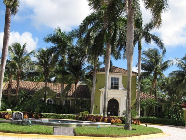 Building Photo - 2401 W Preserve Way