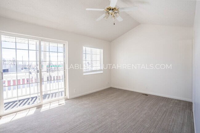 Building Photo - 1381 E 1370 S