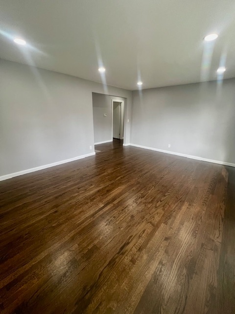 Building Photo - 80 E 1st St