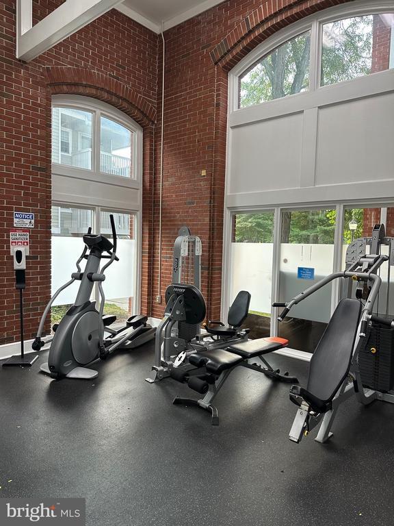 Building Photo - 5821 Inman Park Cir