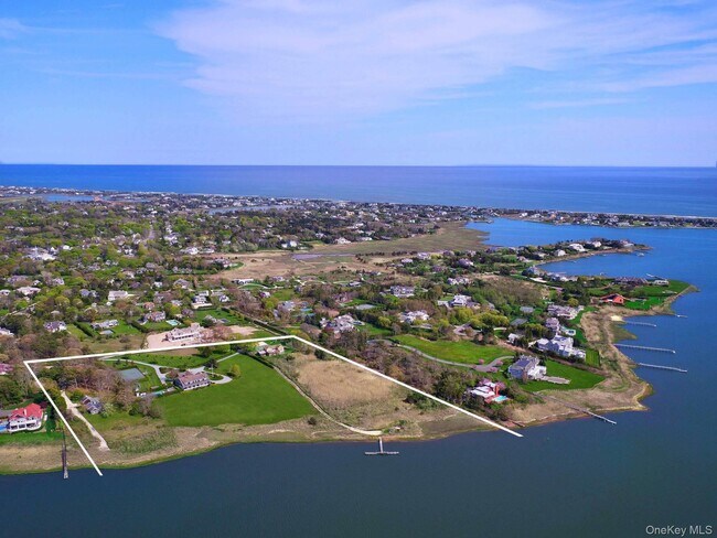 Primary Photo - 4 Sandacres Rd