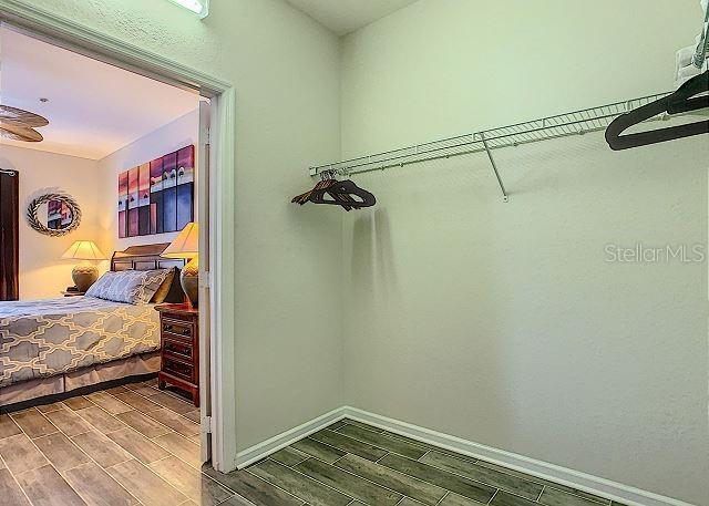 Building Photo - 4862 Cayview Ave