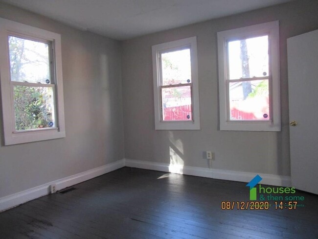 Building Photo - 107 Ackley Rd Ext