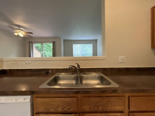 Building Photo - Spacious Three-Story Townhome Near Orenco Station with Attached Garage, Private Balcony, and Vaul...