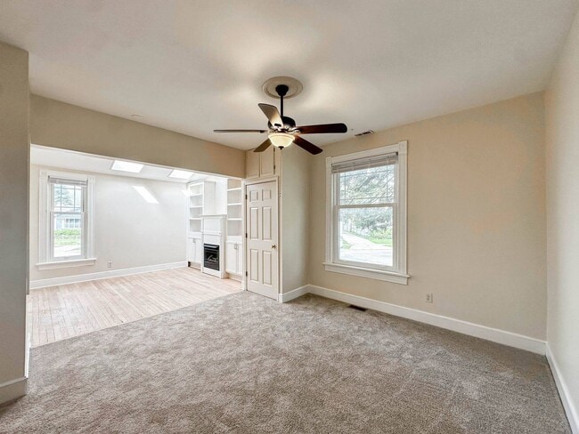 Building Photo - 502 Chestnut St