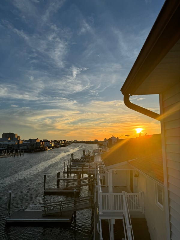 Building Photo - 3914 South Blvd