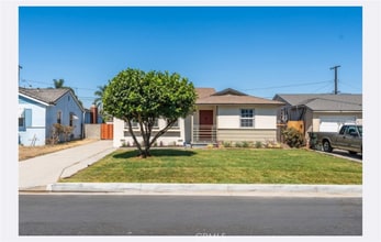 Building Photo - 13203 Lakewood Blvd