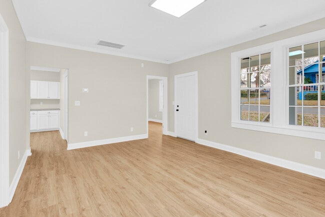 Building Photo - 112 Dean St