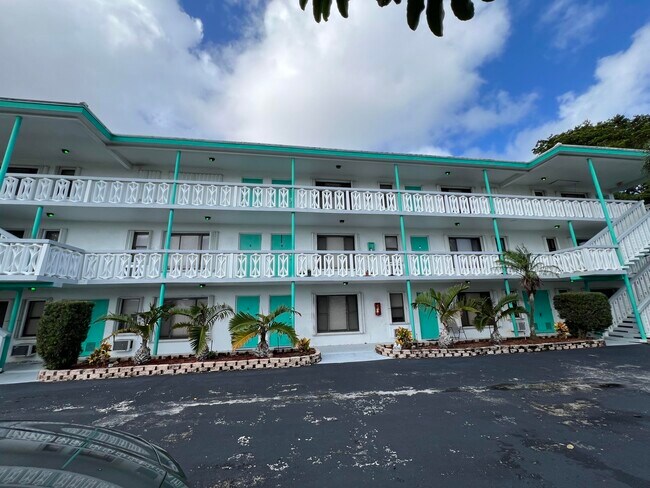 Building Photo - 131 Shore Ct