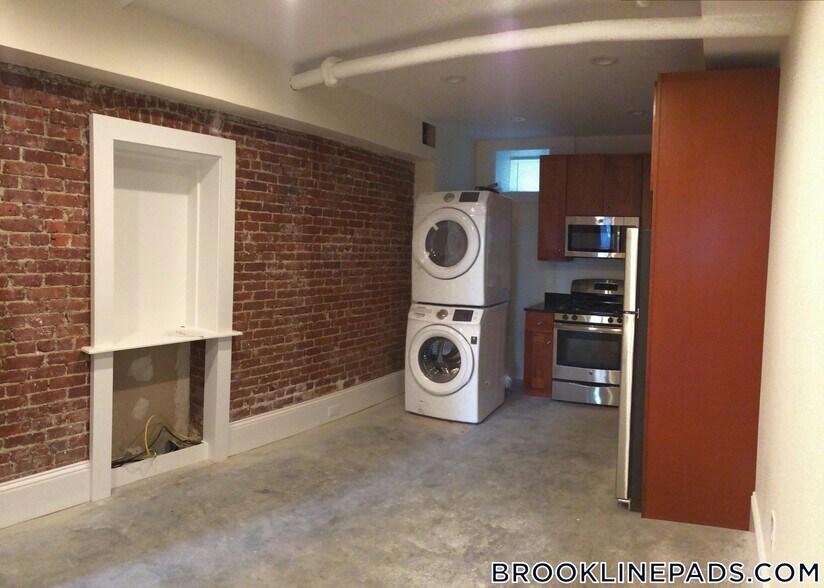 Building Photo - 36 High St