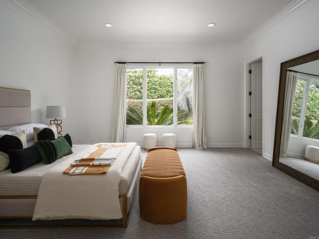 Building Photo - 17550 Via De Fortuna
