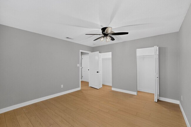 Building Photo - 1600 Crimson Ct