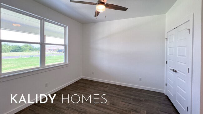Building Photo - 20400 Antler Farms Dr