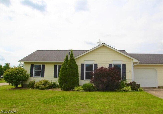 Building Photo - 300 Northland Dr