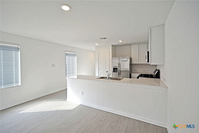 Building Photo - 11519 Field Briar