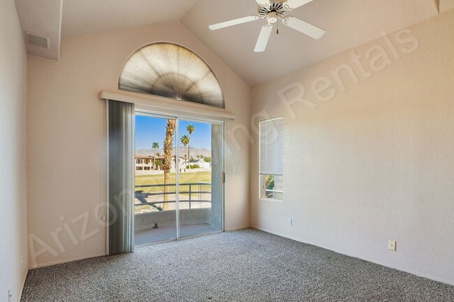 Building Photo - CONDO ON THE GREEN