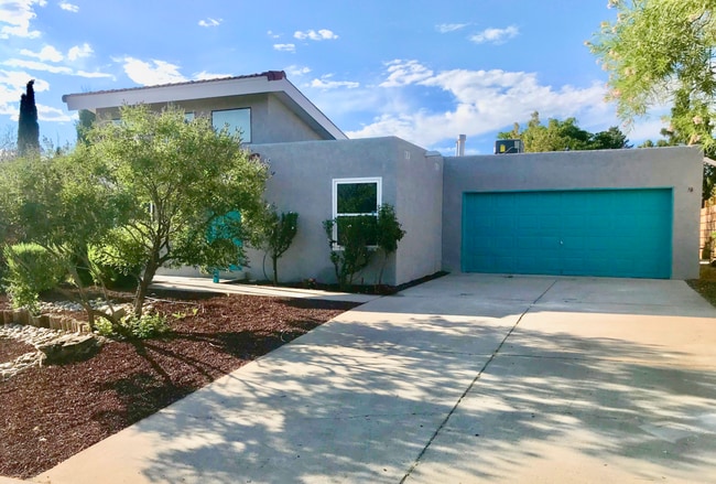Building Photo - Complete Remodel In Highly Desirable NE He...