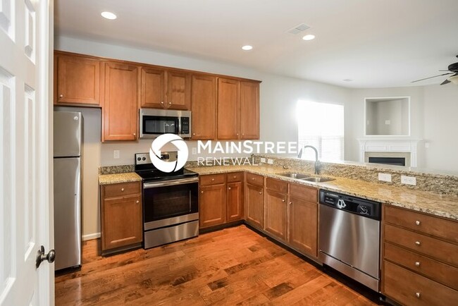 Building Photo - 4204 Houldsworth Dr