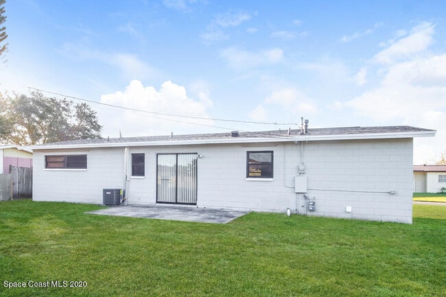 Building Photo - 1173 Martha Lee Ave