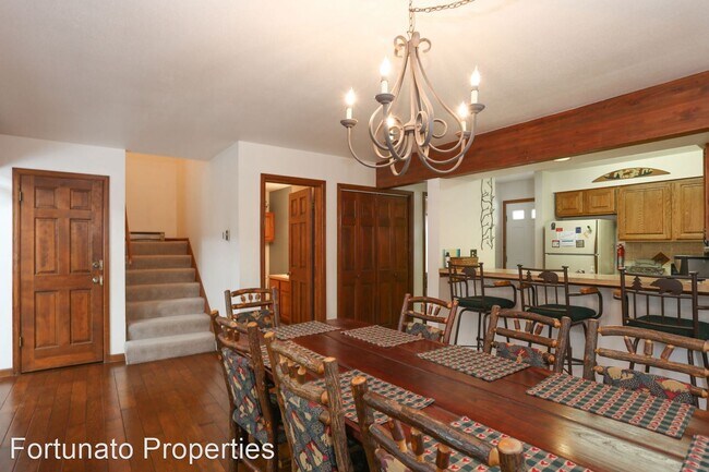 Building Photo - 3 br, 3 bath House - 304 S French St Unit F