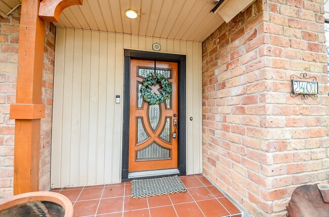 Building Photo - 2407 Sugar Mill Dr