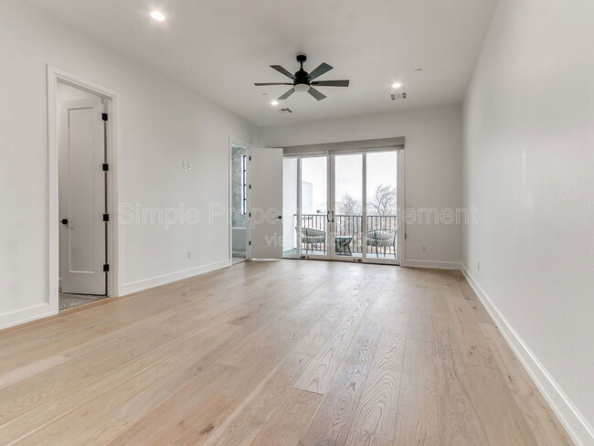 Building Photo - 821 NW 8th St