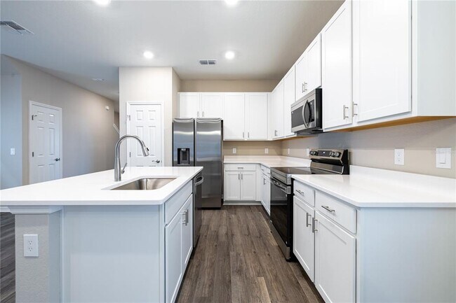 Building Photo - 551 Windy Willow Wy